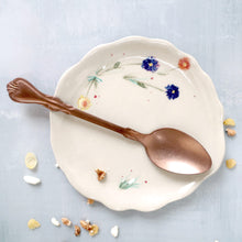 Cargar imagen en el visor de la galería, Plato de Pan - Vajilla Aldea