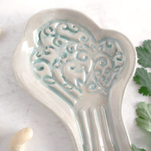 Cargar imagen en el visor de la galería, Platito Peineta - Vajilla Olé