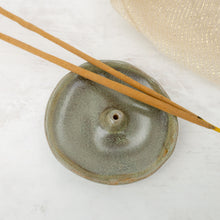 Cargar imagen en el visor de la galería, Porta Incienso Button